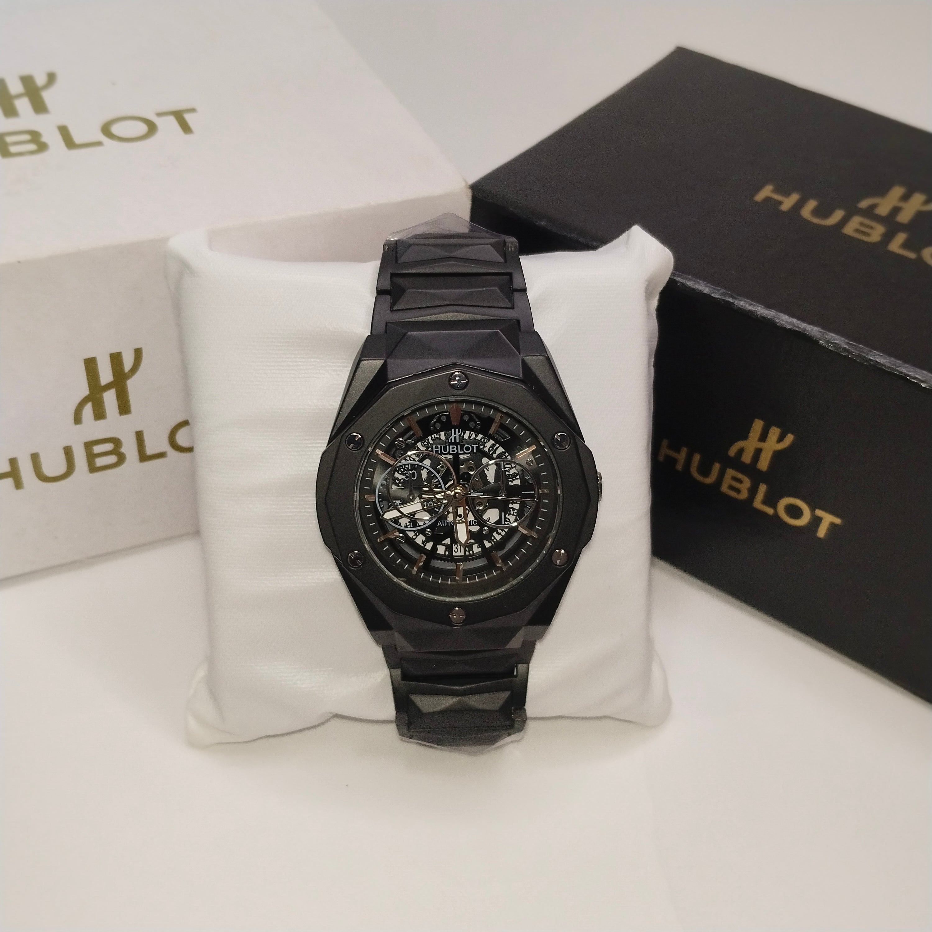 Hublot diamond Cut Heavy Watch